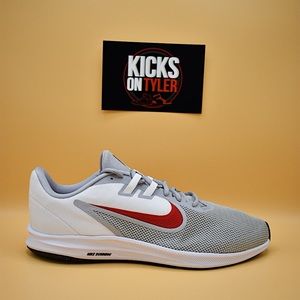 NEW Nike Downshifter 9 4E